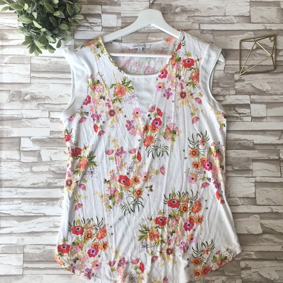Rose & Olive Tops - Rose + Olive Sleeveless Floral Tank Blouse